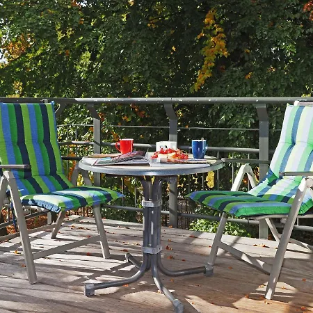 Kaiservillen - Mit 1 Schlafzimmer Und Balkon D114 Apartmán